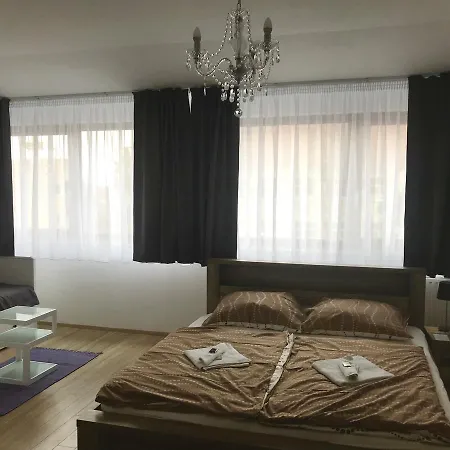 Pipacs Etterem Es Bisztro